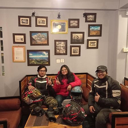 Paila Hostel Lakeside Pokhara Ngoại thất bức ảnh