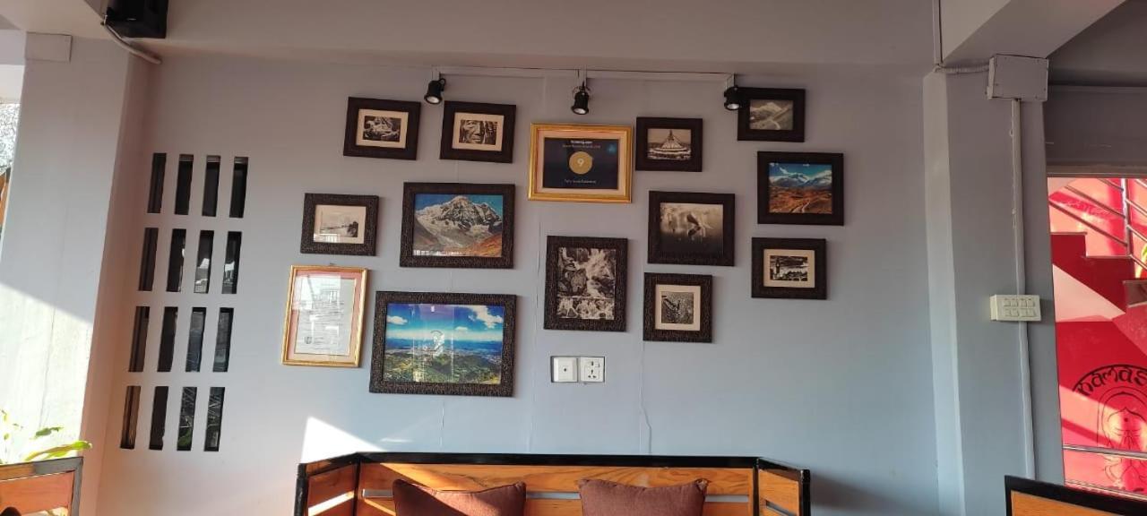 Paila Hostel Lakeside Pokhara Ngoại thất bức ảnh
